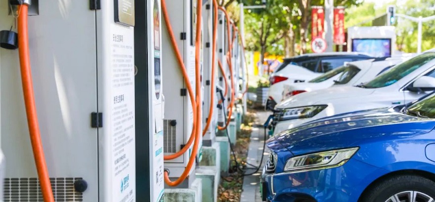 近一半美国人不考虑购买电动汽车 调查显示充电难仍是主要障碍