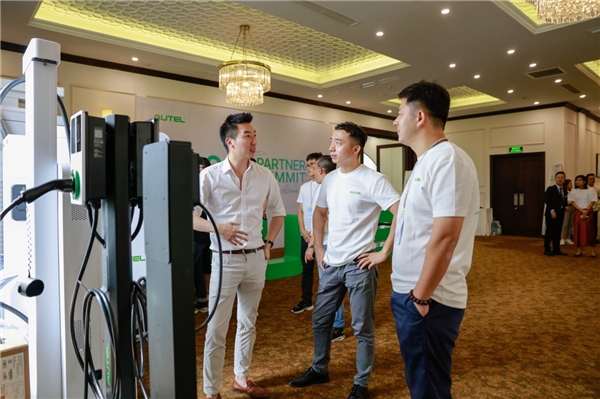 道通科技亚太业务维持高增速,携手合作伙伴引领绿色能源发展 道通科技亚太业务维持高增速,携手合作伙伴引领绿色能源发展