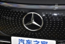 奔驰开发新型固态电池 续航提升80% 达1000km 90度高温也不会自燃