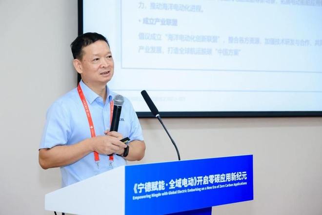 勾勒海陆空电动化新图景： 公路列车、电动游艇与飞行器引领万亿产业变革