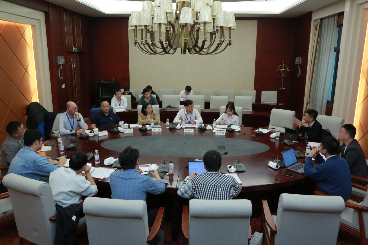 2025年海外储能消防论坛圆满落幕,及安盾消防再攀安全新高地 2025年海外储能消防论坛圆满落幕,及安盾消防再攀安全新高地