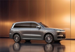 零跑D19液态银车色官图 预计2026年一季度上市