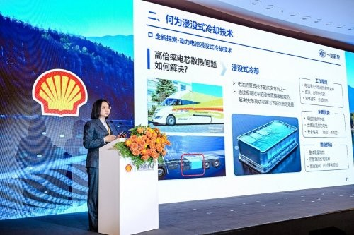 一汽解放商用车开发院副院长郭平 一汽解放商用车开发院副院长郭平