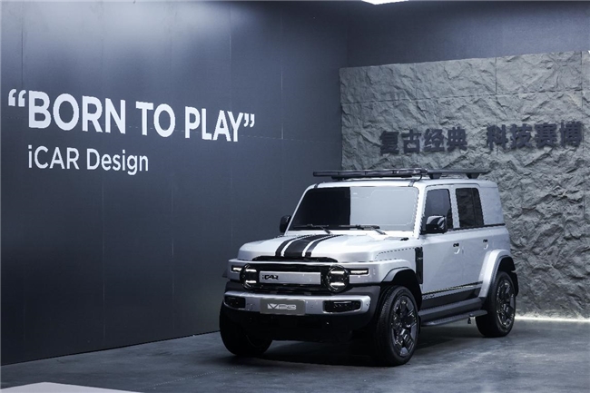 拒绝千篇一律！超级V23用赛博复古与硬核实力，开创个性化新路径