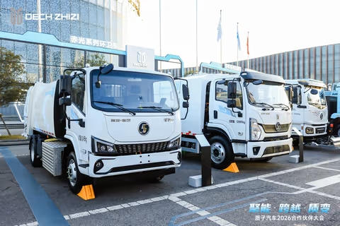 技术普惠，价值为尺——从展车矩阵看质子汽车的“爆款”逻辑