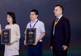 25载全球领航，载誉再启新程——亿纬锂能获评“全球影响力年度企业”